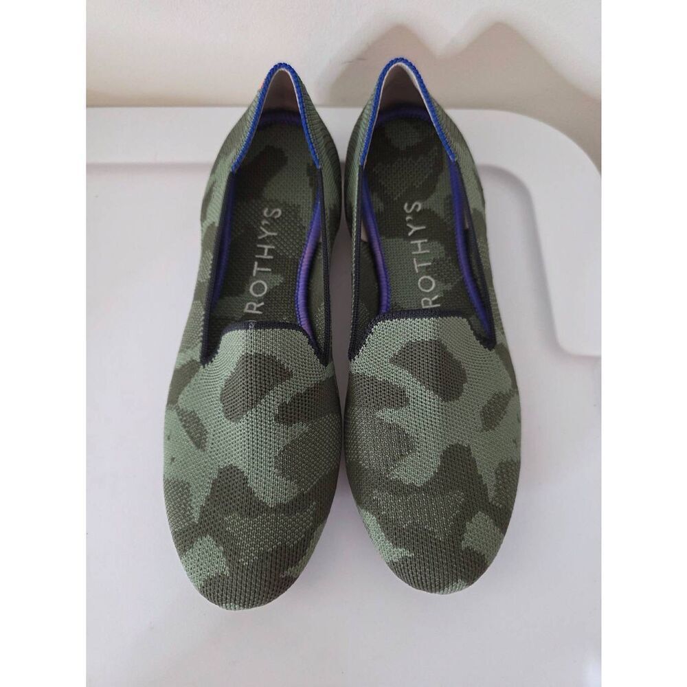 ROTHY'S Size 6.5 Olive camo limited edition loafers